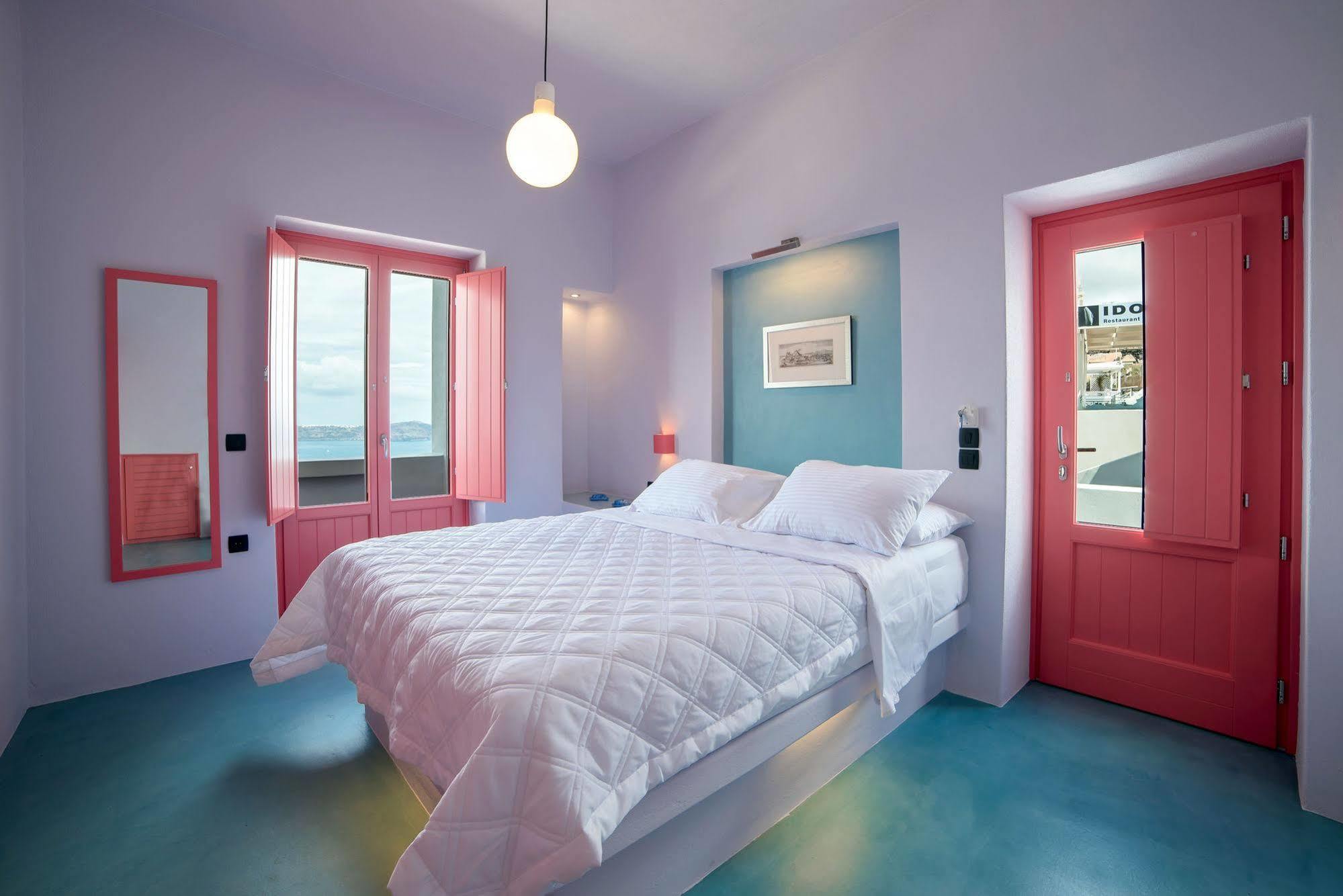 Caldera Cliff Suites Fira  Exterior foto